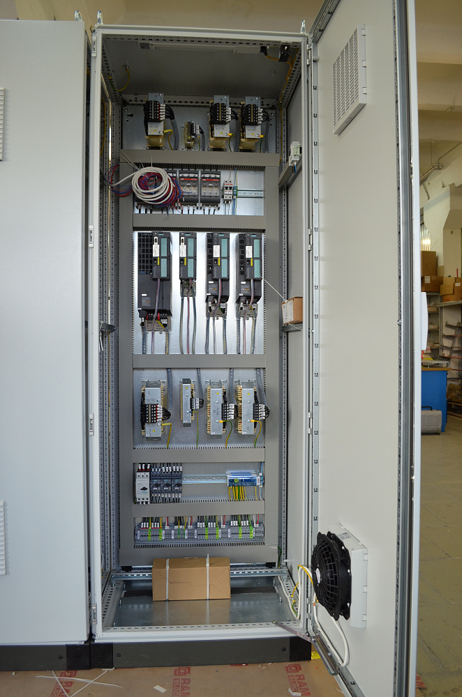 Щиты автоматизации на химическом заводе ДАУ ИЗОЛАН